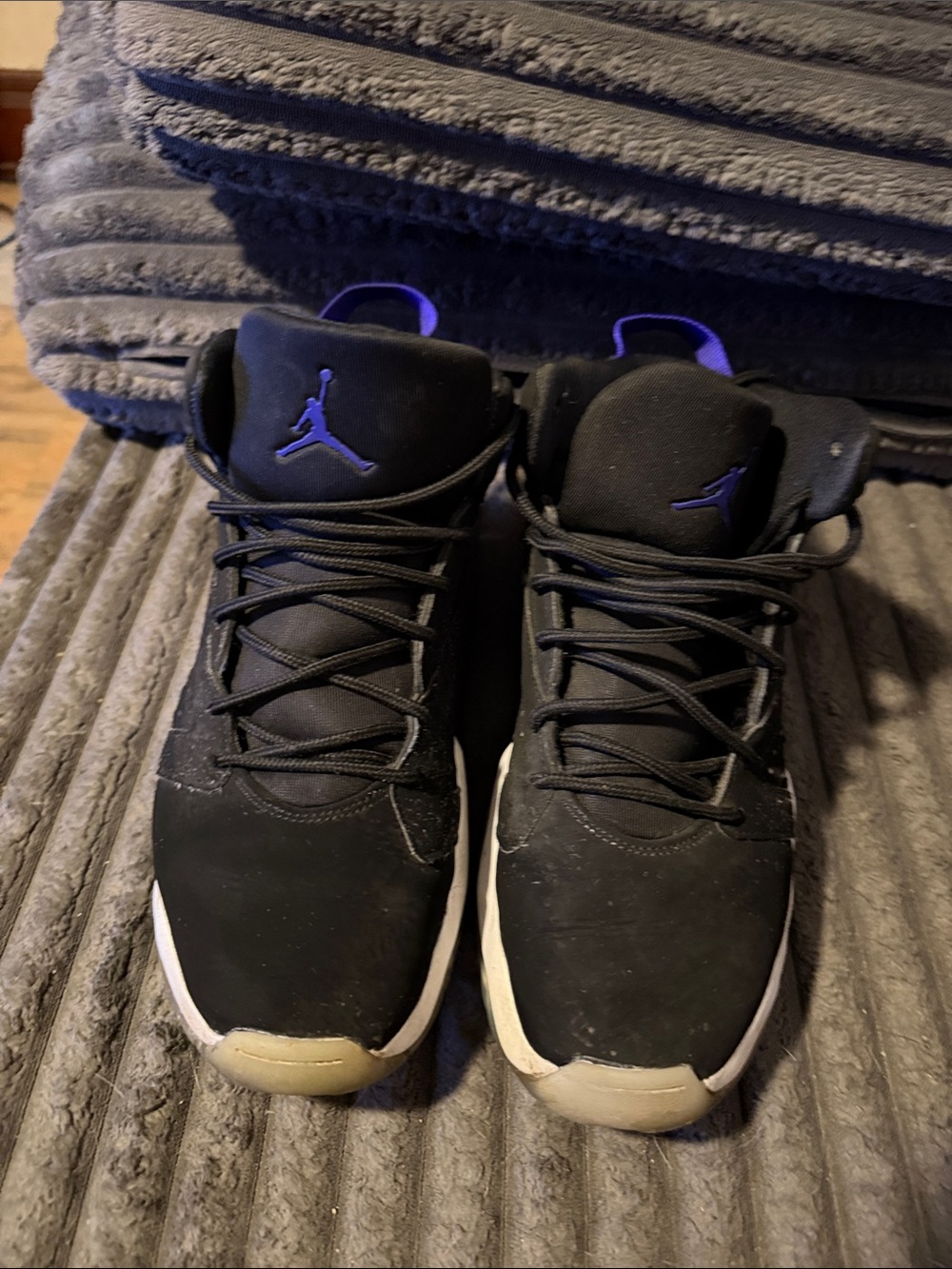 Jordan Men’s Black and Purple High-Top Basketball Sneakers